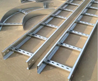 Endüstriyel Paslanmaz Merdiven Tipi Ön Galvanizli Kablo Kanalı 1-12m