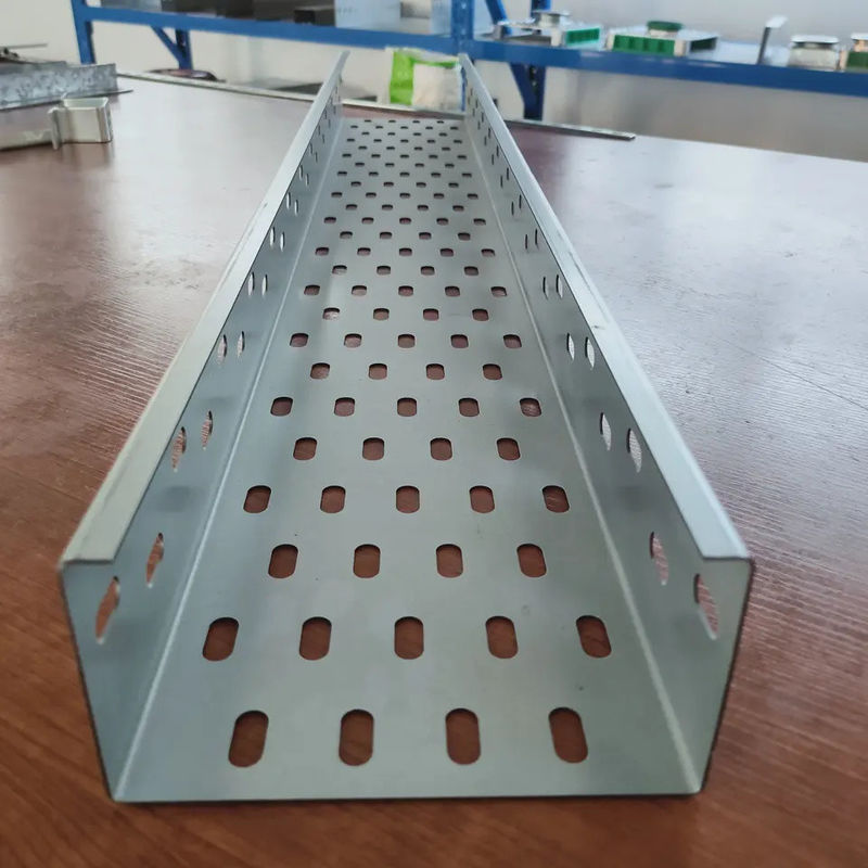 Vida Kurulumu Sıcak Daldırma Galvanizli Delikli Kablo Kanalı 1.5-2.5mm Kalınlık