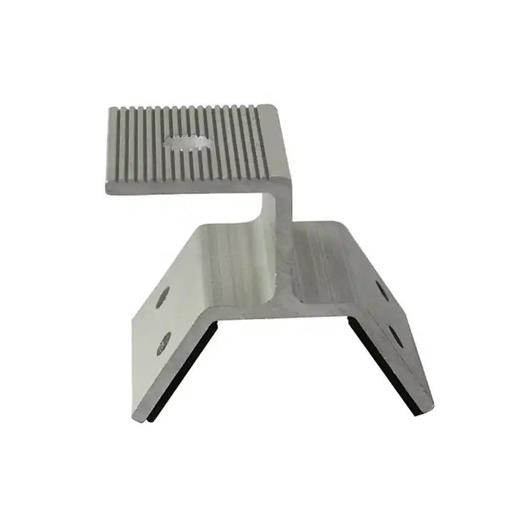 Metal çatı güneş paneli alüminyum armatür PV çatı kurulum seti Çinli üreticiden dikey dikişli çatı armatürü