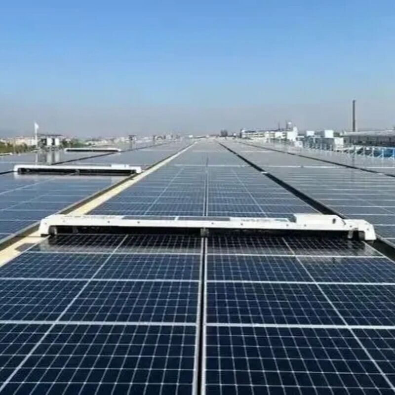 Dayanıklı Güneş Paneli Çatı Montaj Brackets Destek sunan Düz Düşük Eğimli Eğilmiş Metal ve Tile Çatı ile Uyumlu